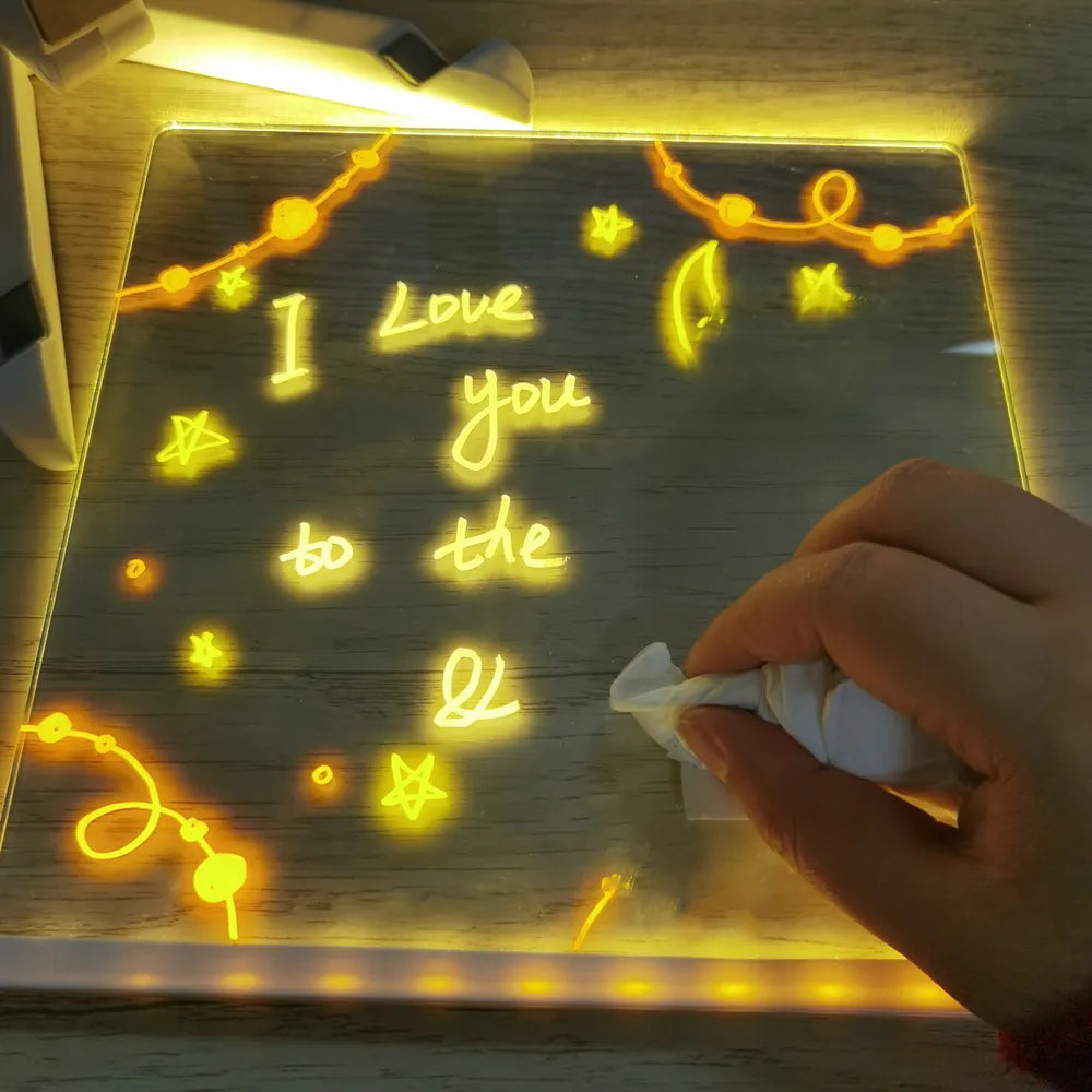 Luminária 3D Personalizável com 10 Canetas Coloridas + Brinde Exclusivo