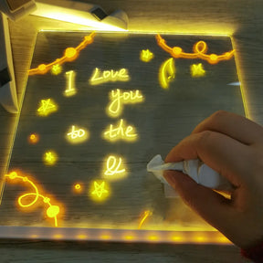Luminária 3D Personalizável com 10 Canetas Coloridas + Brinde Exclusivo